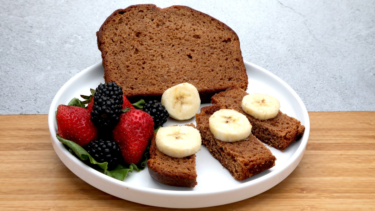 Banana Bread IW Sliced